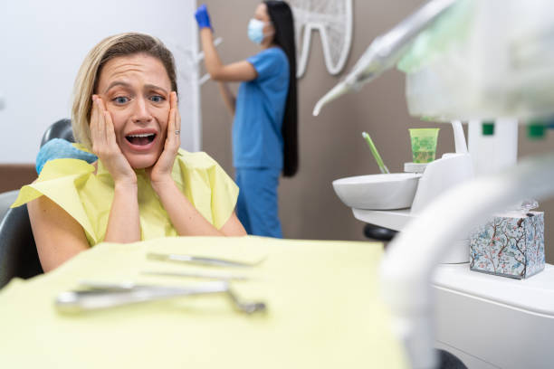 Best Broken Tooth Emergency  in Winlock, WA